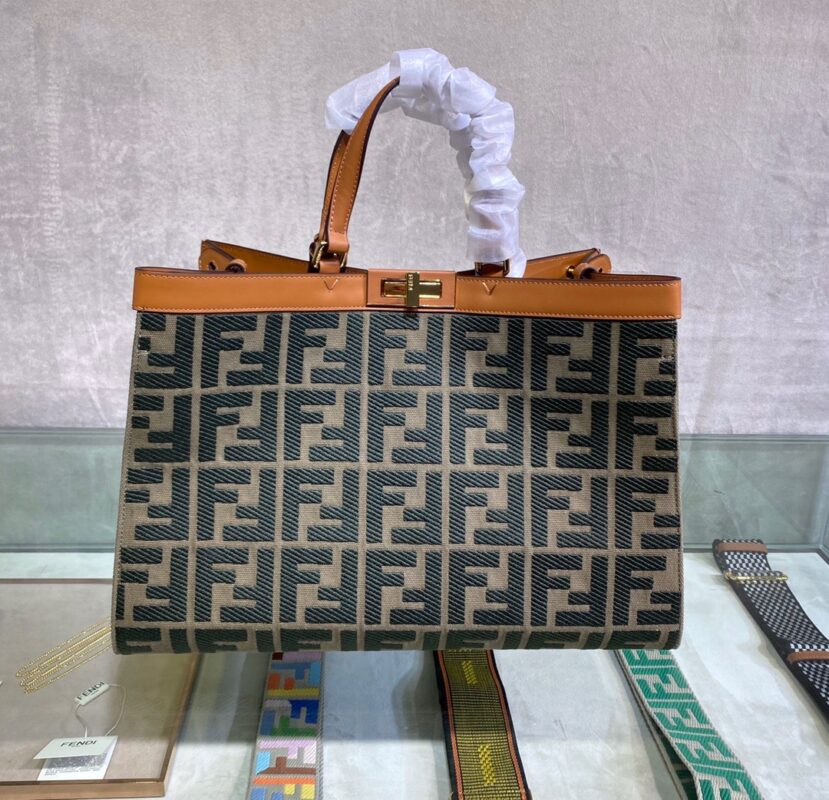 Fendi Peekaboo X-Tote Medium Bag