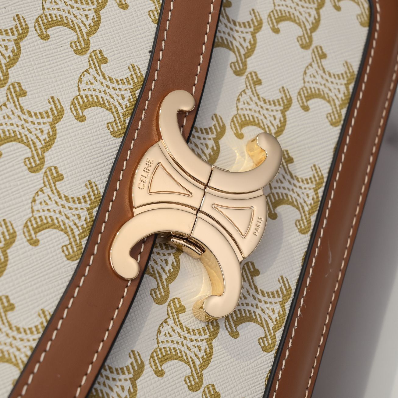 Celine Arc de Triomphe Medium Leather Bag - Image 7