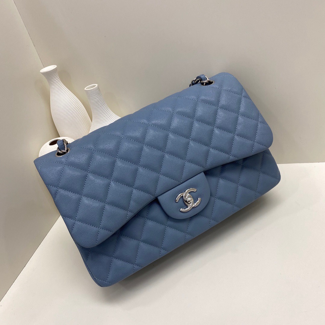 fb638e_453c2835ccd94f109459d1a2ae3235bfmv2.jpg Chanel Classic Flap 30 Blue - Image 1
