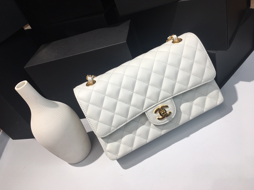 fb638e_4797193d302646718e9f629bdec1bf01mv2.jpg Chanel Classic Flap 25 Pure White - Image 1