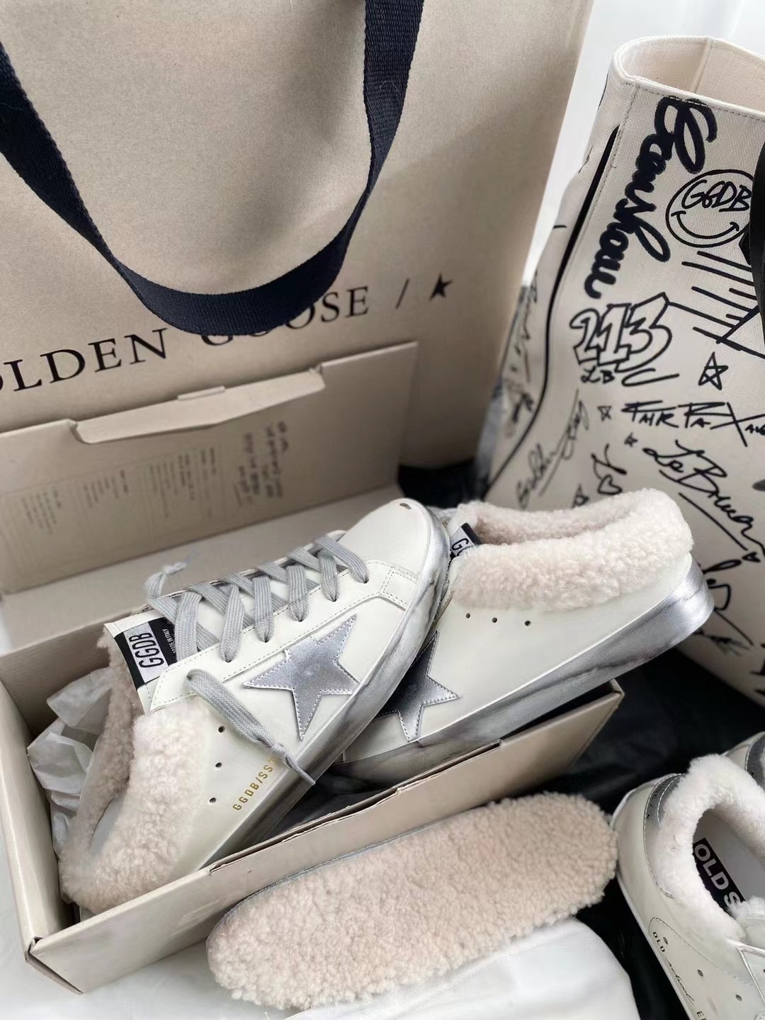 Golden Goose Small Wool Dirty Shoes - Image 14