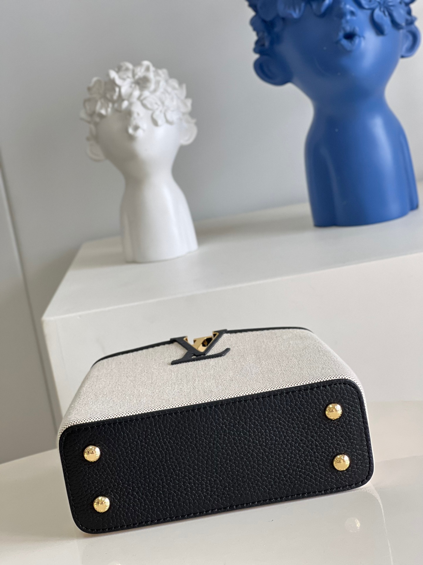 Louis Vuitton Capucines Mini Handbag in Black Canvas Embroidery - Image 6