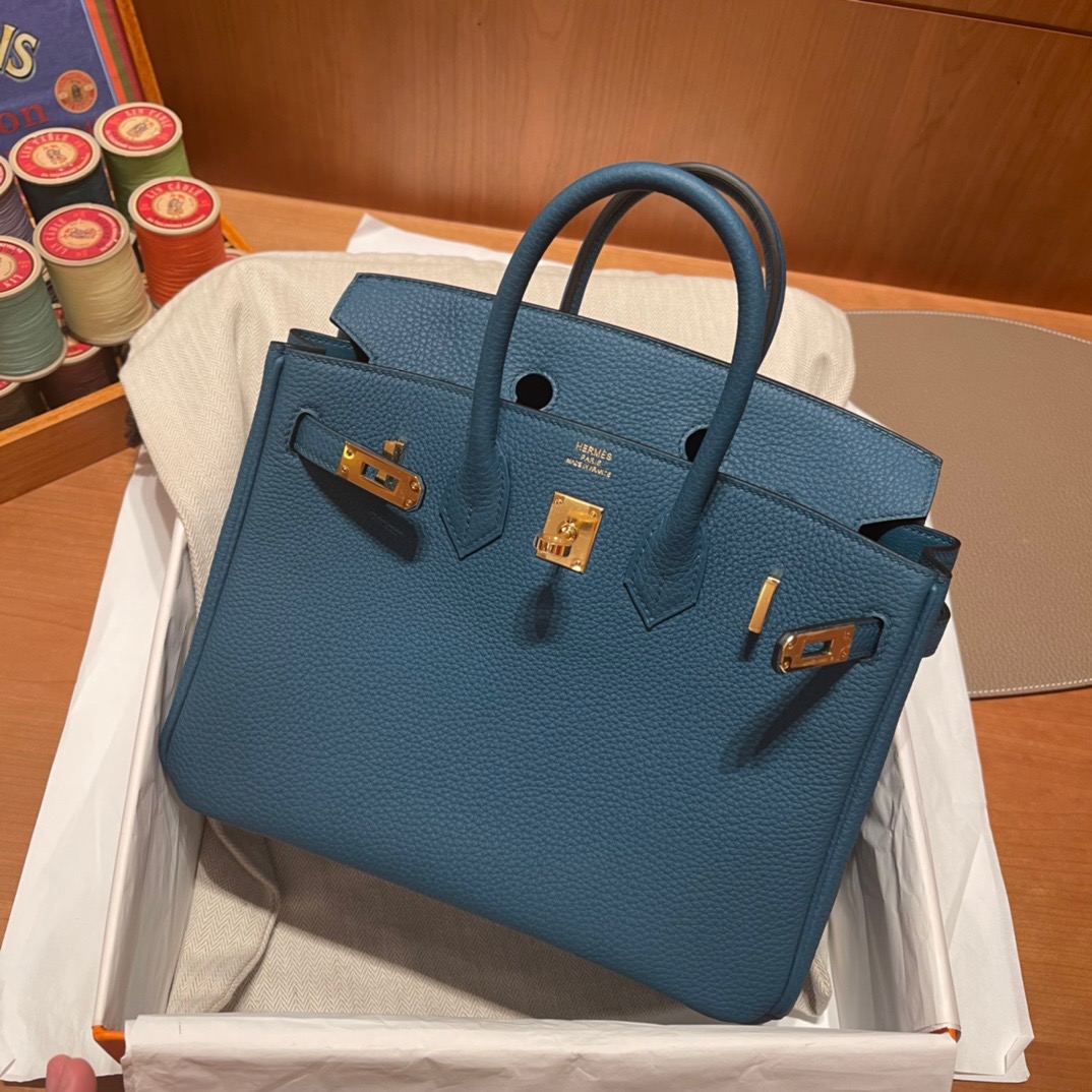 fb638e_5083de182e264e59934dfcb3c6e8b095mv2.jpg Birkin 25 Togo Bosphorus Green - Image 1