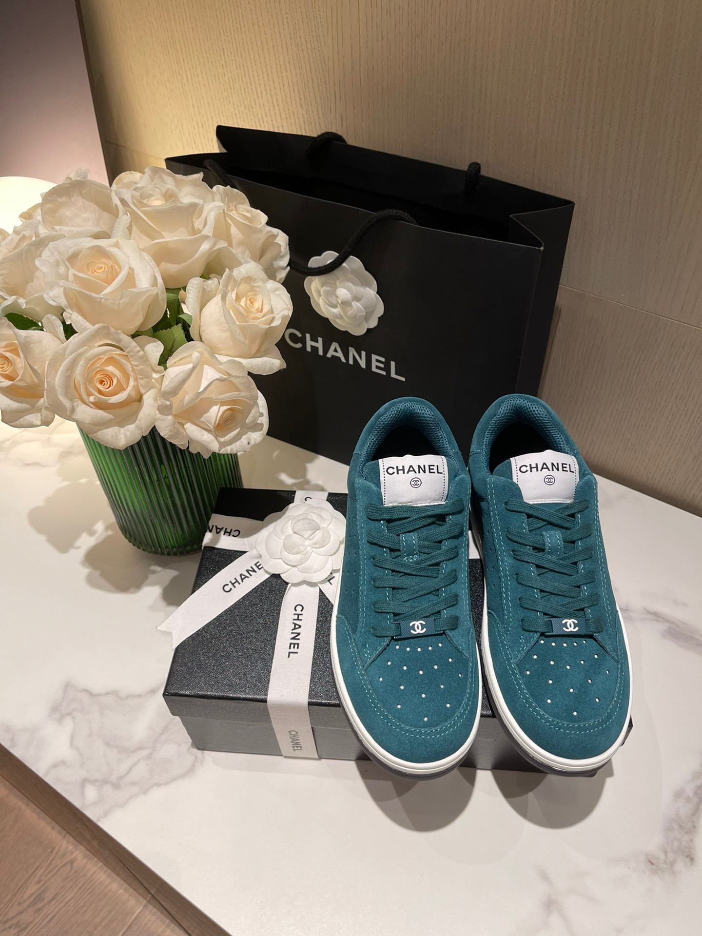 fb638e_52050654182545ca8d6f47f68db886b7mv2.jpg Chanel Sneakers - Image 1