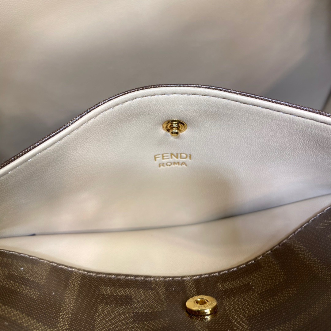 Fendi Peekaboo X-Lite Small Bag - Image 8