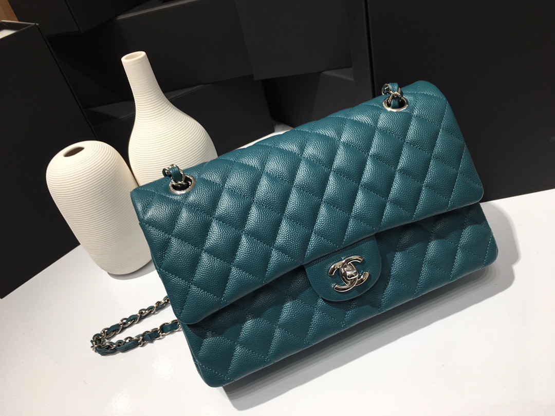 fb638e_58dc9fc066eb44cca38d2d57c44dcd85mv2.jpg Chanel Classic Flap 25 Emerald Blue - Image 1
