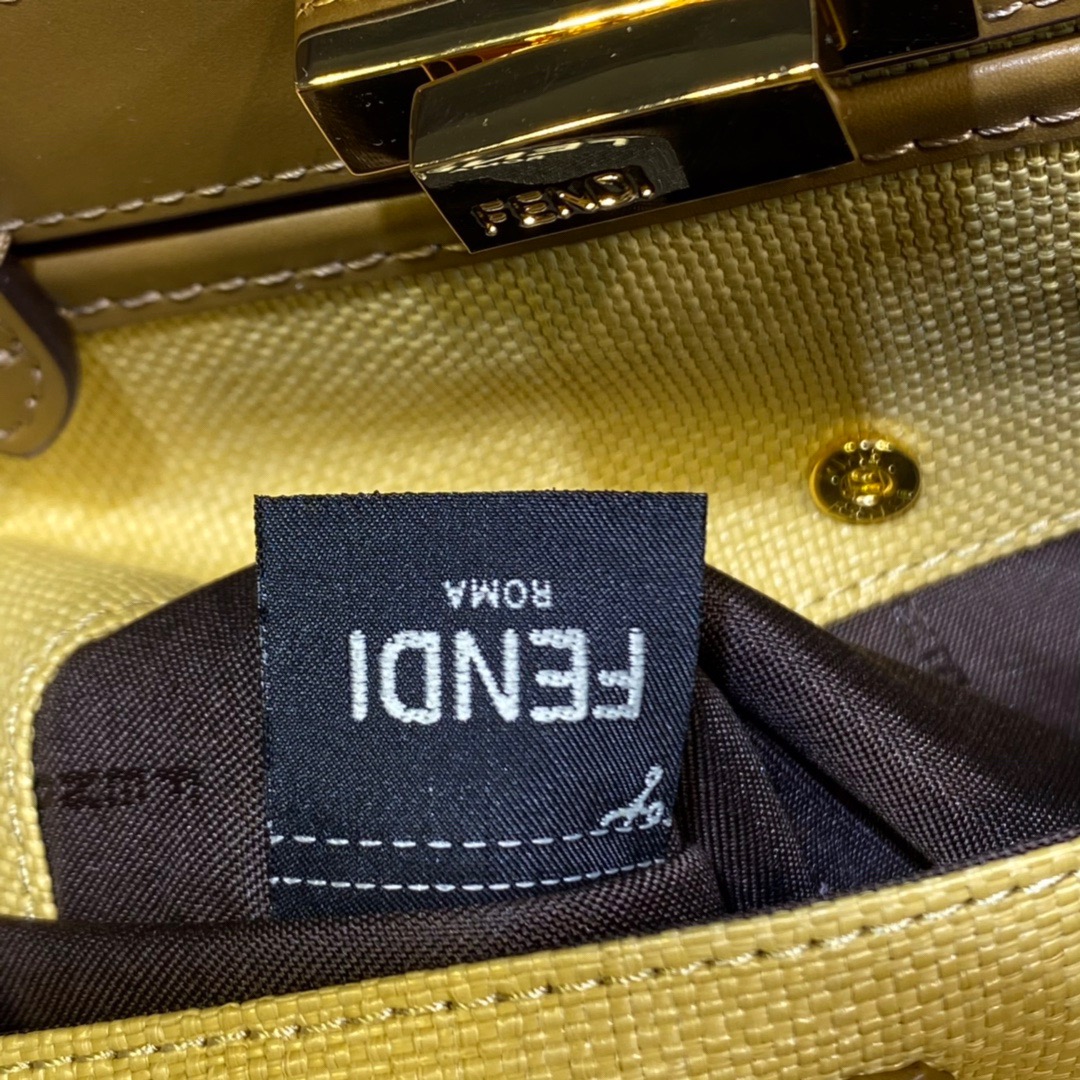 Fendi Peekaboo X-Tote Medium Bag - Image 9