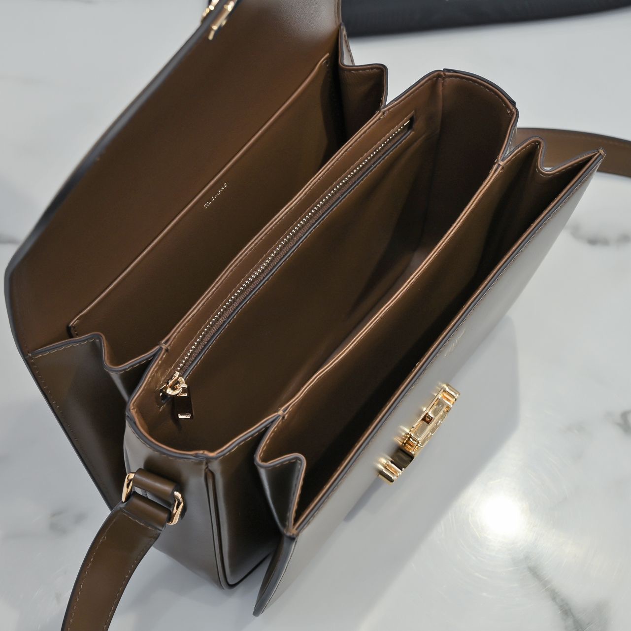 Celine Arc de Triomphe Shoulder Bag in Dark Brown Sheepskin - Image 7