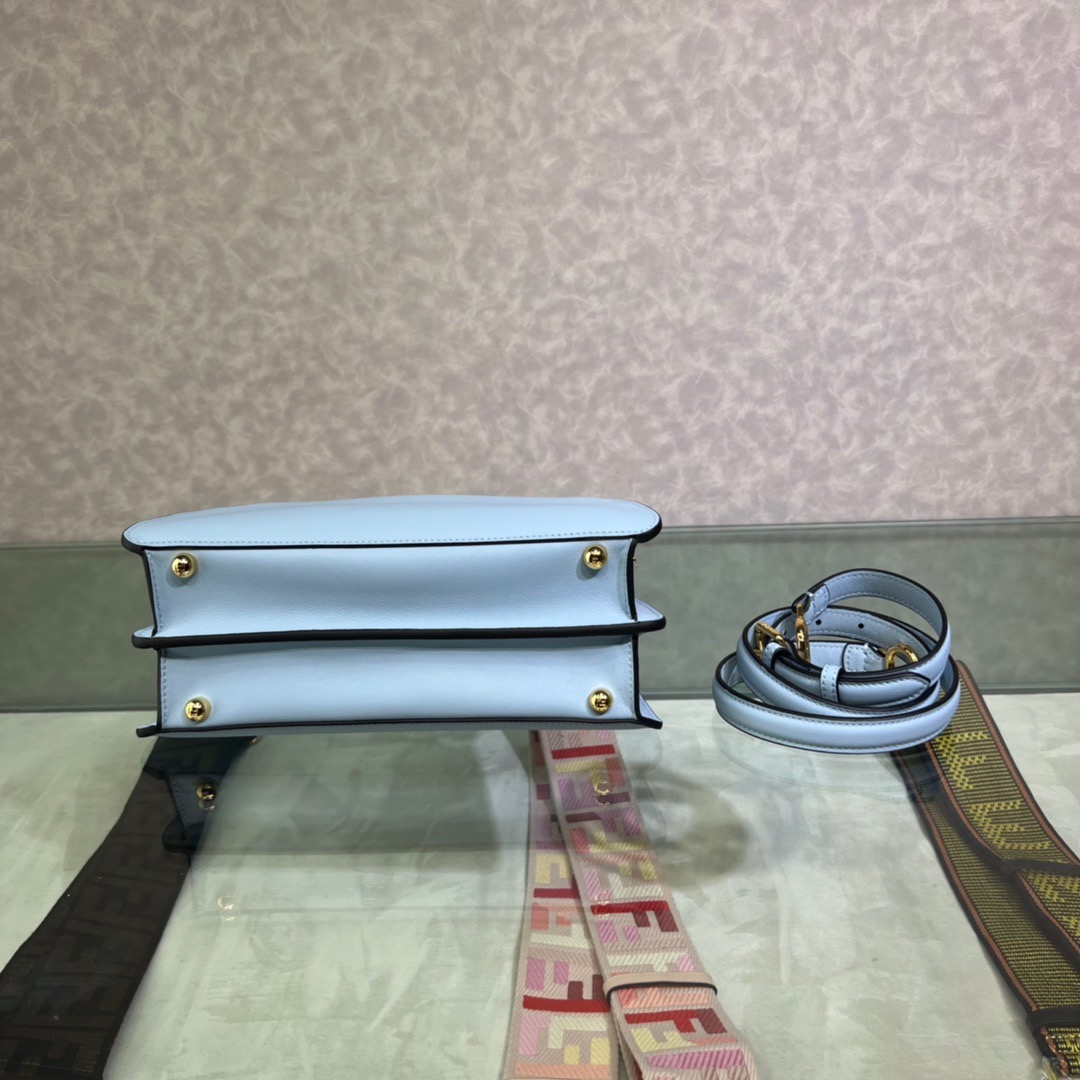 Fendi Peekaboo ISeeU Small Bag in Light Blue - Image 4