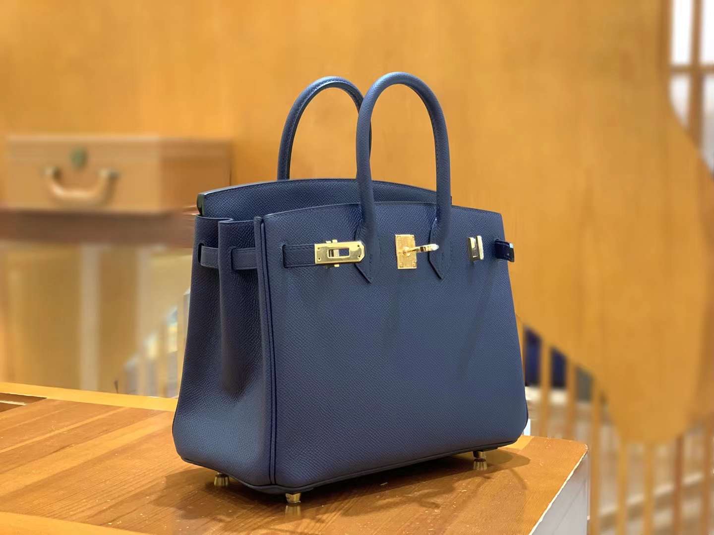 fb638e_5de66d7ef5ed4f6d8c5573bf6860130bmv2.jpg Birkin 25 Epsom - Image 1