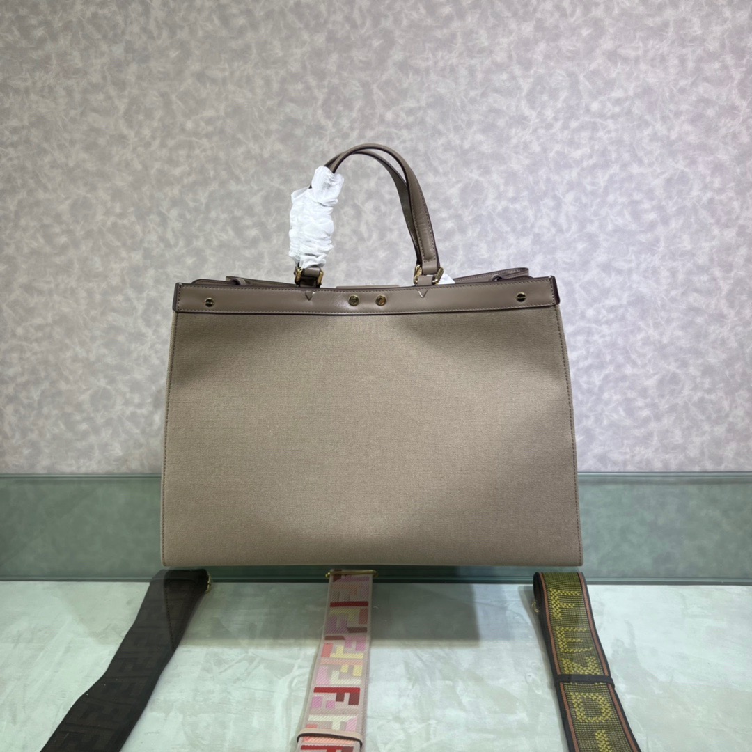 Fendi Peekaboo X-Tote Medium Bag - Image 3