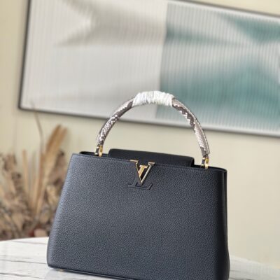 Louis Vuitton Capucines BB Large Handbag in Black