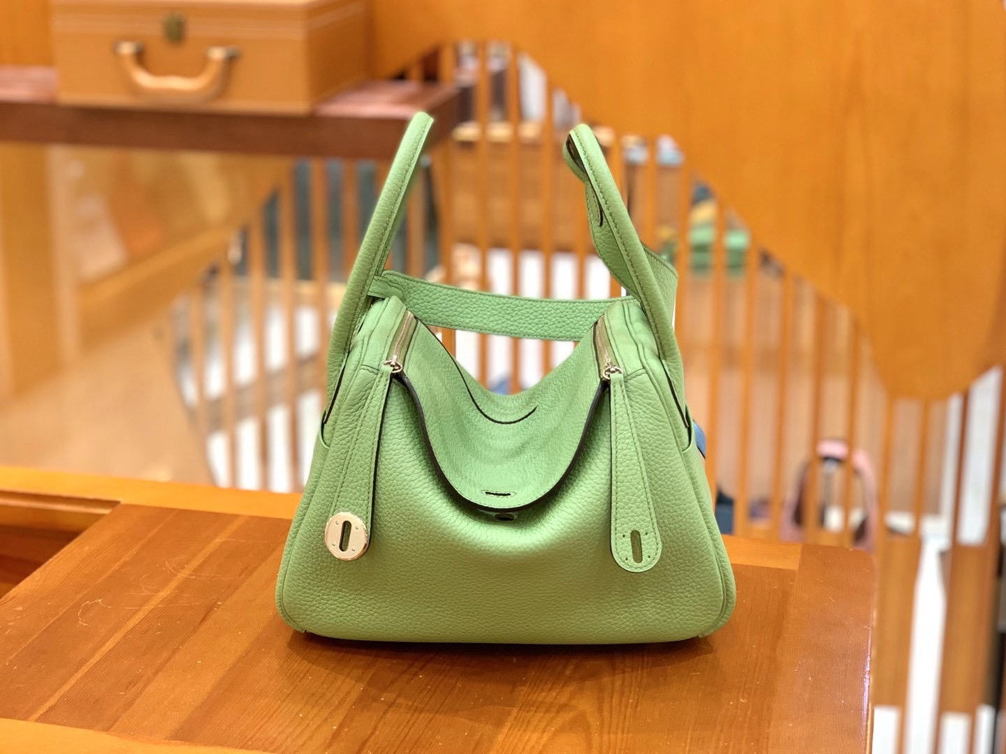 fb638e_621576b2f8544fb6a8e087ee90a8aa6bmv2.jpg Lindy 26 Vert Criquet 3i - Image 1