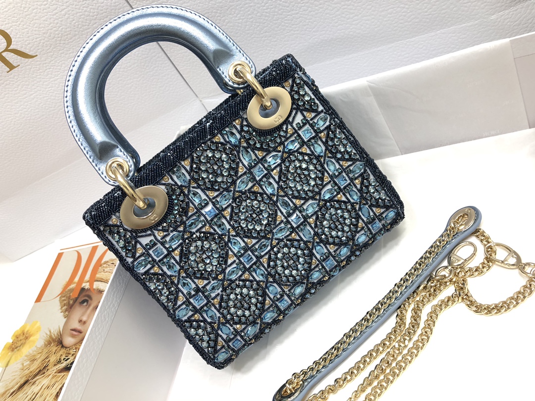 Lady Dior 17 Metallic - Image 3