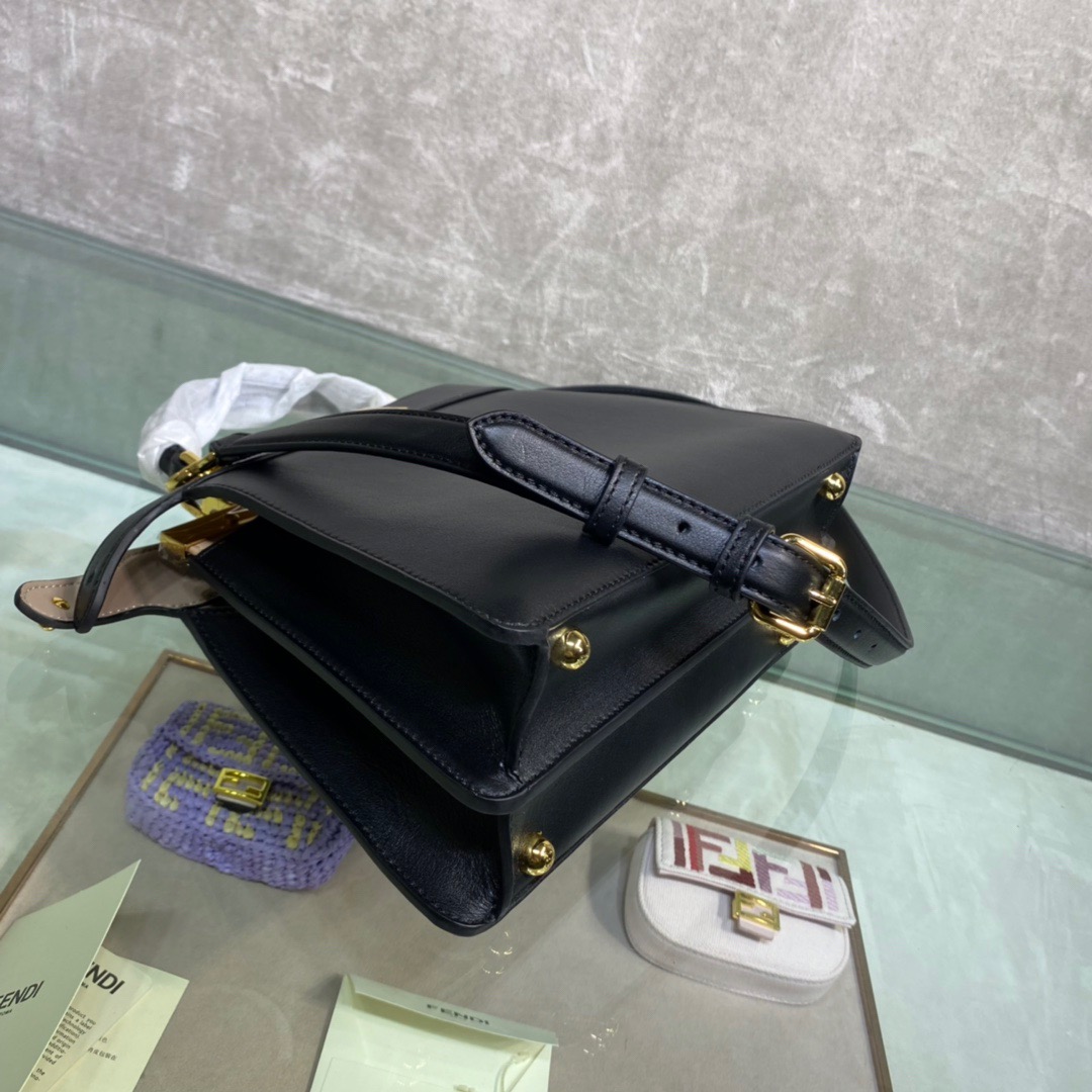 Fendi Peekaboo ISeeU Small Bag in Black - Image 10