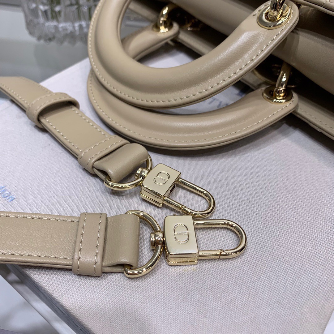 Dior Lady D-joy 26 Bag in Apricot - Image 8