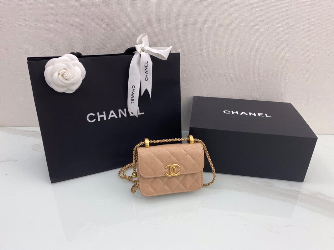 Chanel 21 Apricot