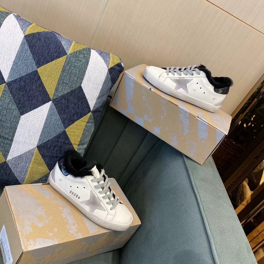 Golden Goose Small Wool Dirty Shoes - Image 5