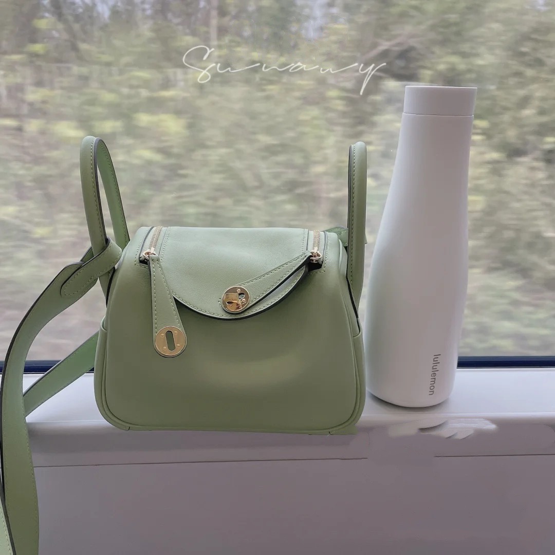 fb638e_6cefa12c27124ddbbd1583f9c5f395d8mv2.jpg Mini Lindy Swift Vert Criquet - Image 1