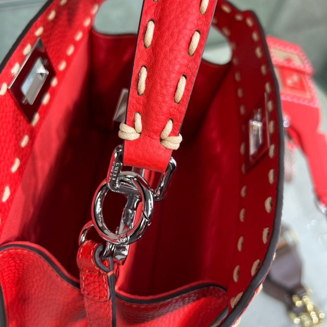 Fendi Peekaboo ISeeU Mini Bag - Image 5