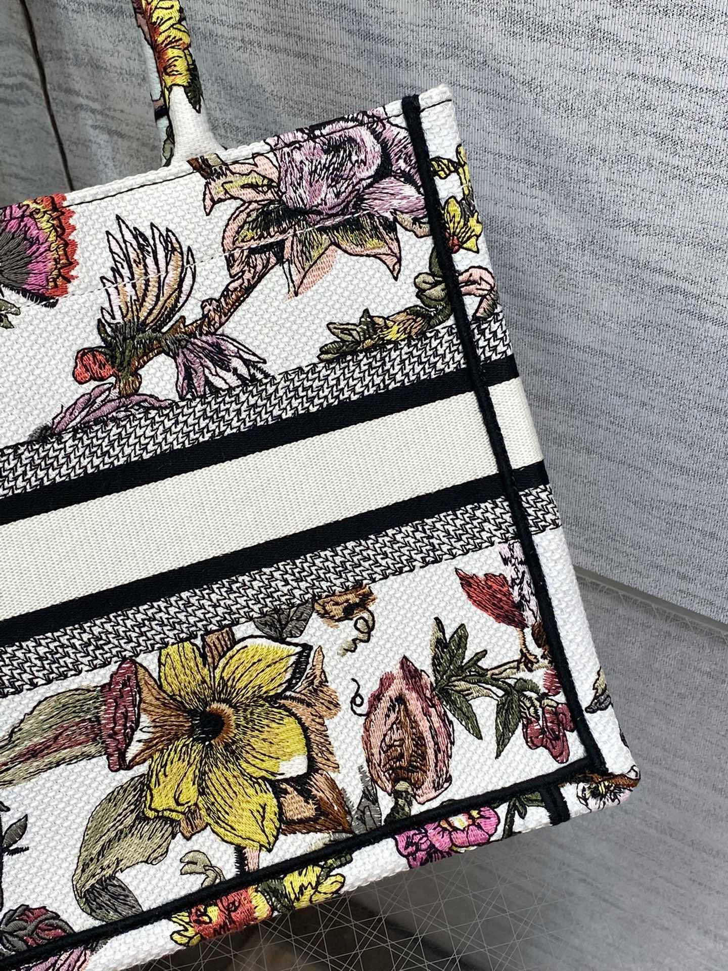 Dior Small Granville Garden Tote Bag - Image 7