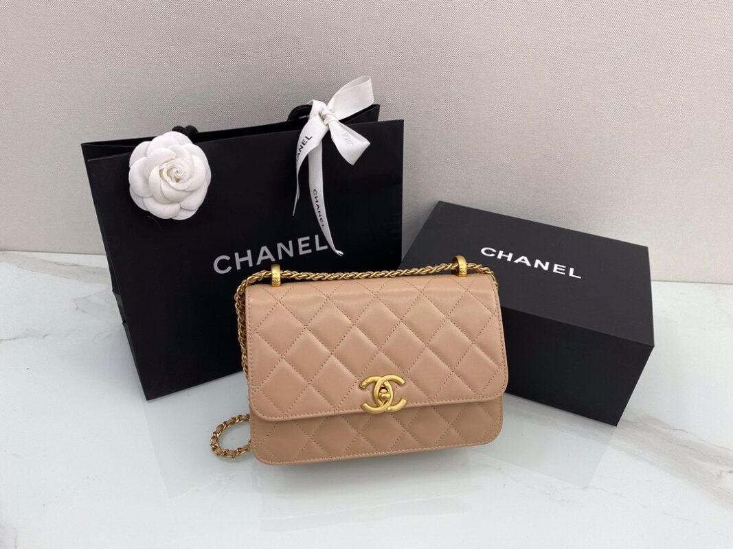 Chanel 21 Peach Yellow