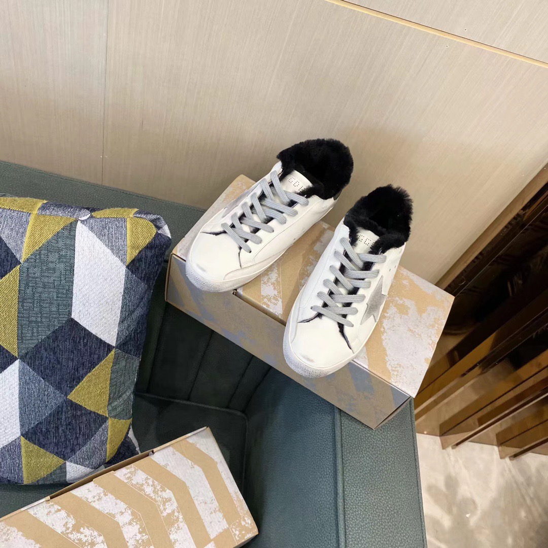 Golden Goose Small Wool Dirty Shoes - Image 4