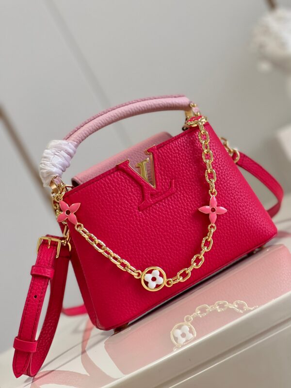 Louis Vuitton Capucines Mini Handbag in Rose