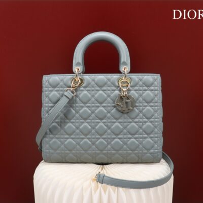 Lady Dior 32 Grey