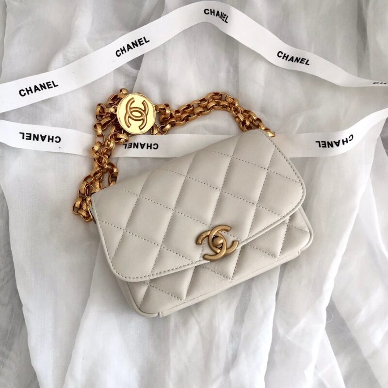 Chanel WOC