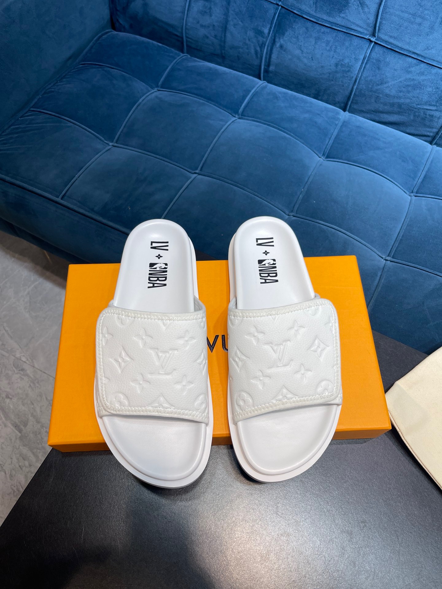 Louis Vuitton luxury sandals - Image 5