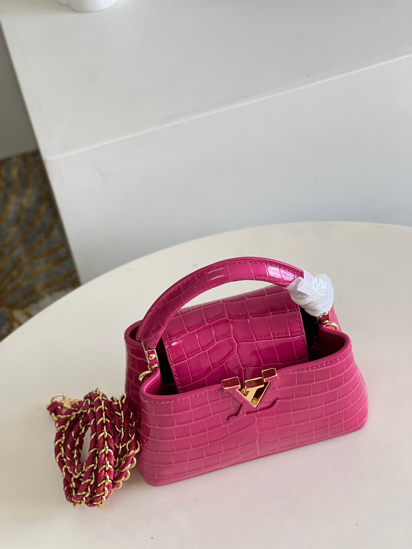 Louis Vuitton Capucines Mini Handbag in Rose Red - Image 5