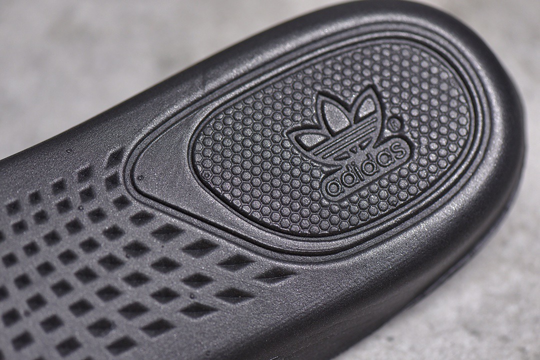 Yeezy 350v2 "Cinder" black - Image 12