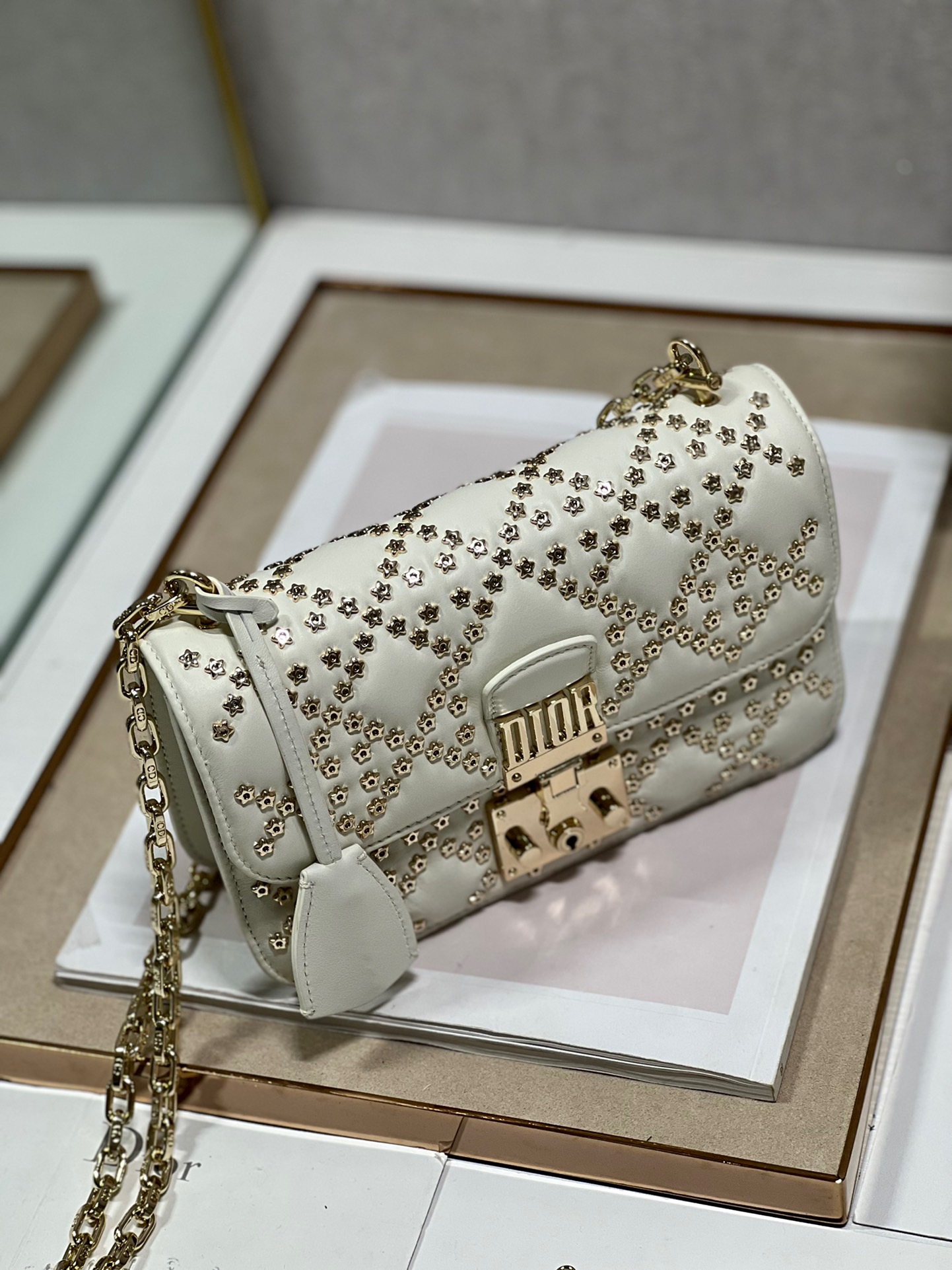 Dior Lucky Star Handbag in White - Image 7