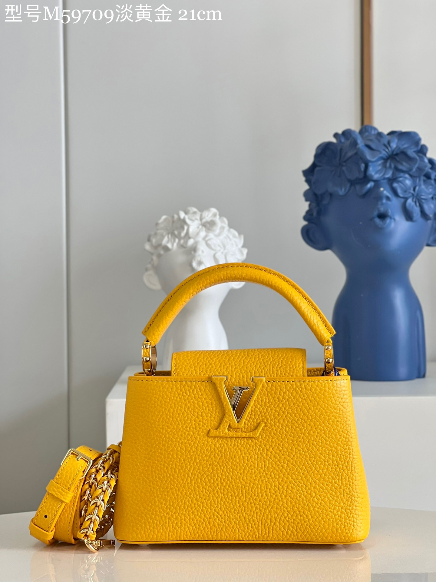 Louis Vuitton Capucines Mini Handbag in Light Gold - Image 3