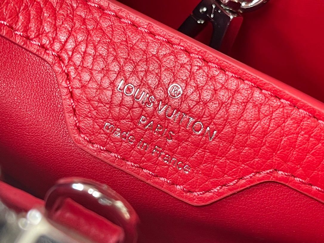 Louis Vuitton Capucines BB Small Handbag in Red - Image 10
