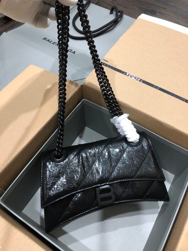 Balenciaga Crush 25