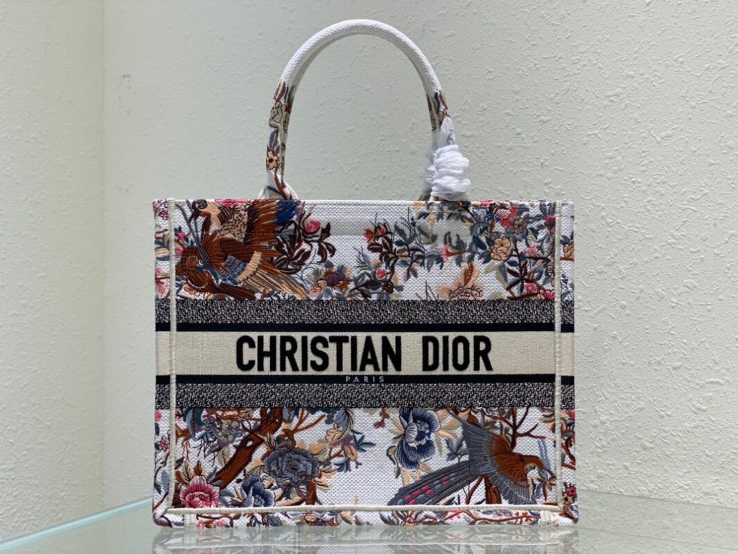 Dior Book Tote 36 Jardin d’Hiver