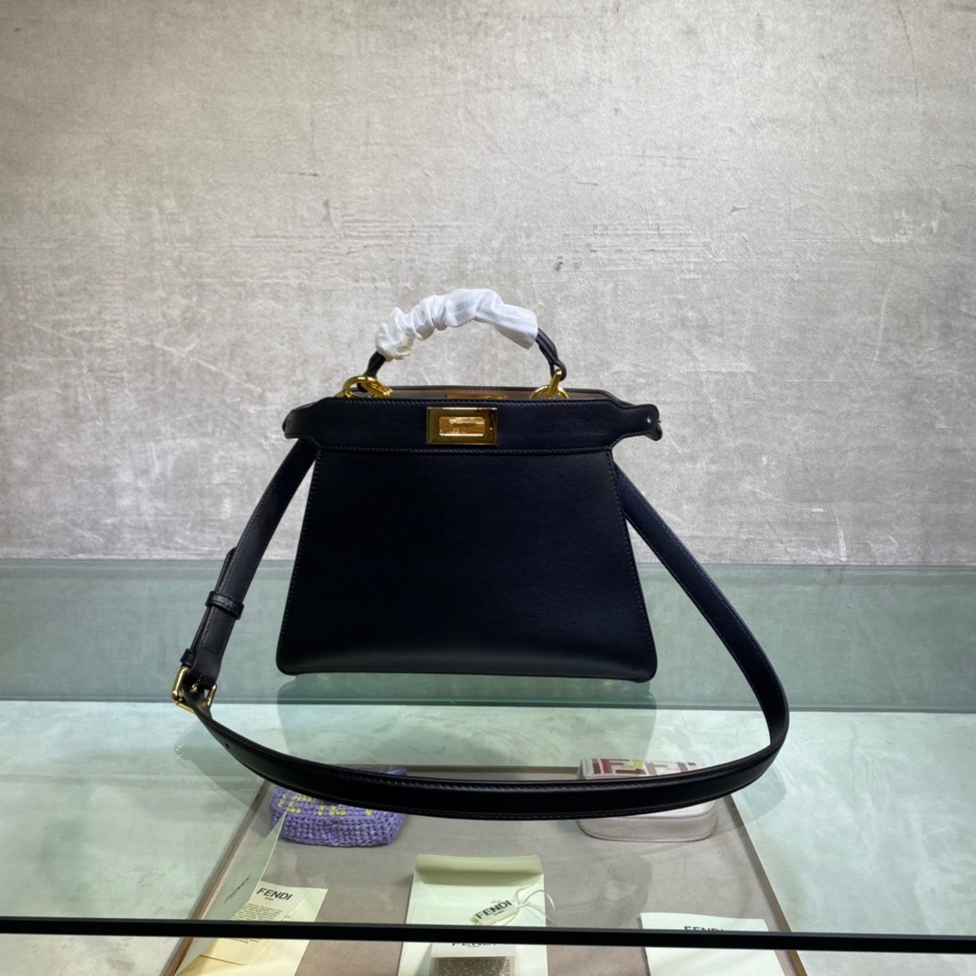 Fendi Peekaboo ISeeU Small Bag in Black