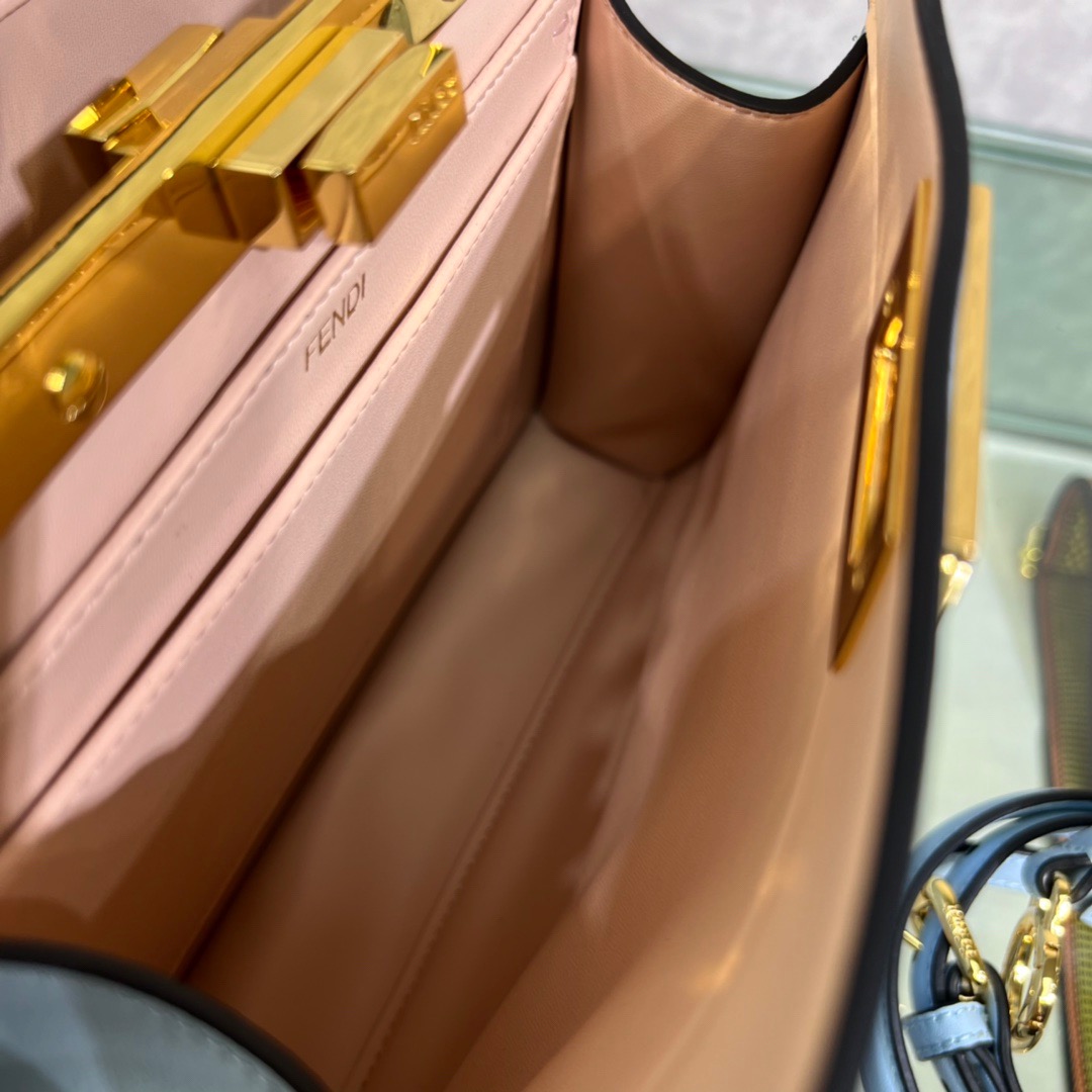 Fendi Peekaboo ISeeU Small Bag in Light Blue - Image 6