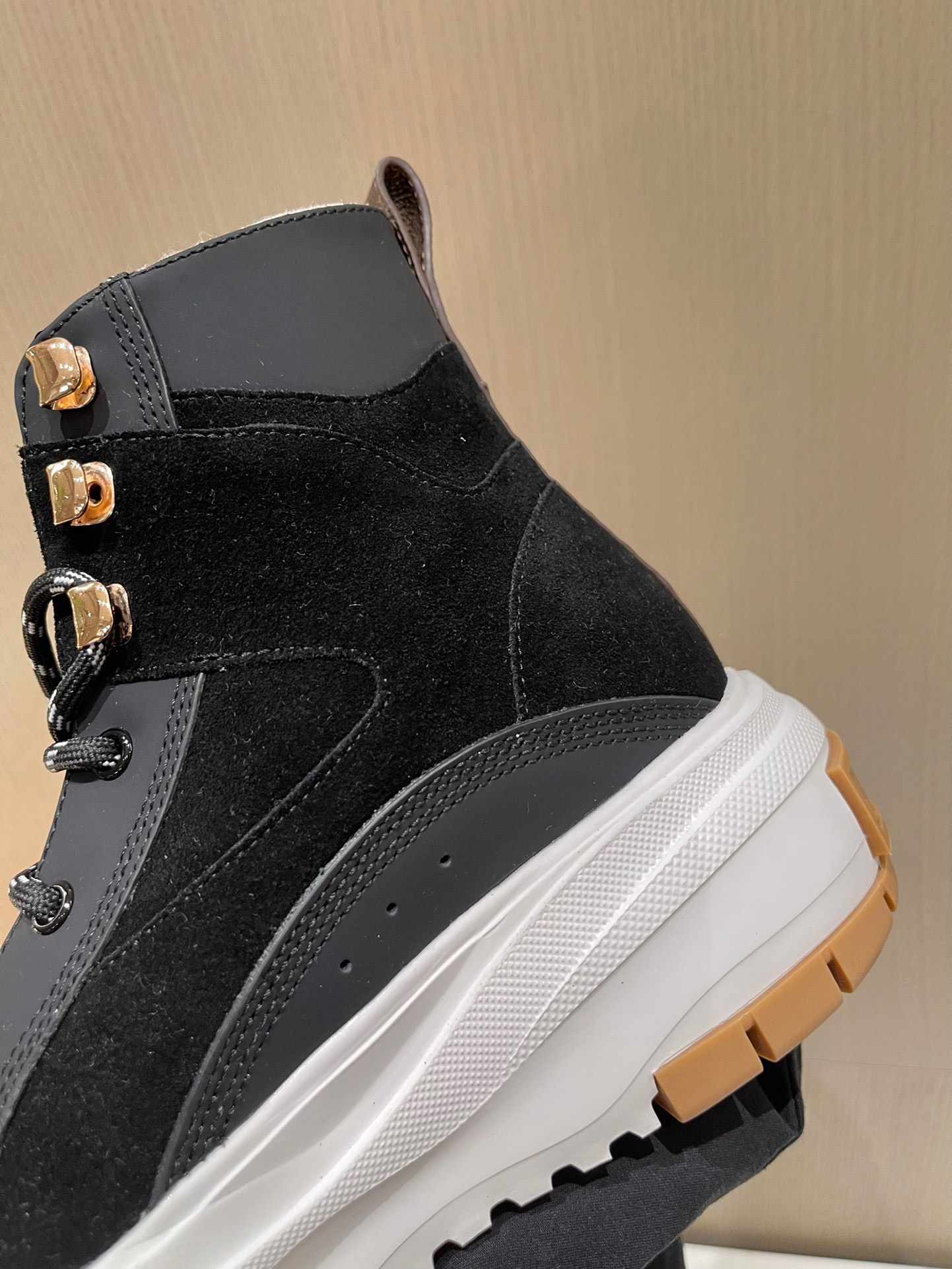 LV High-top Sneakers - Image 10