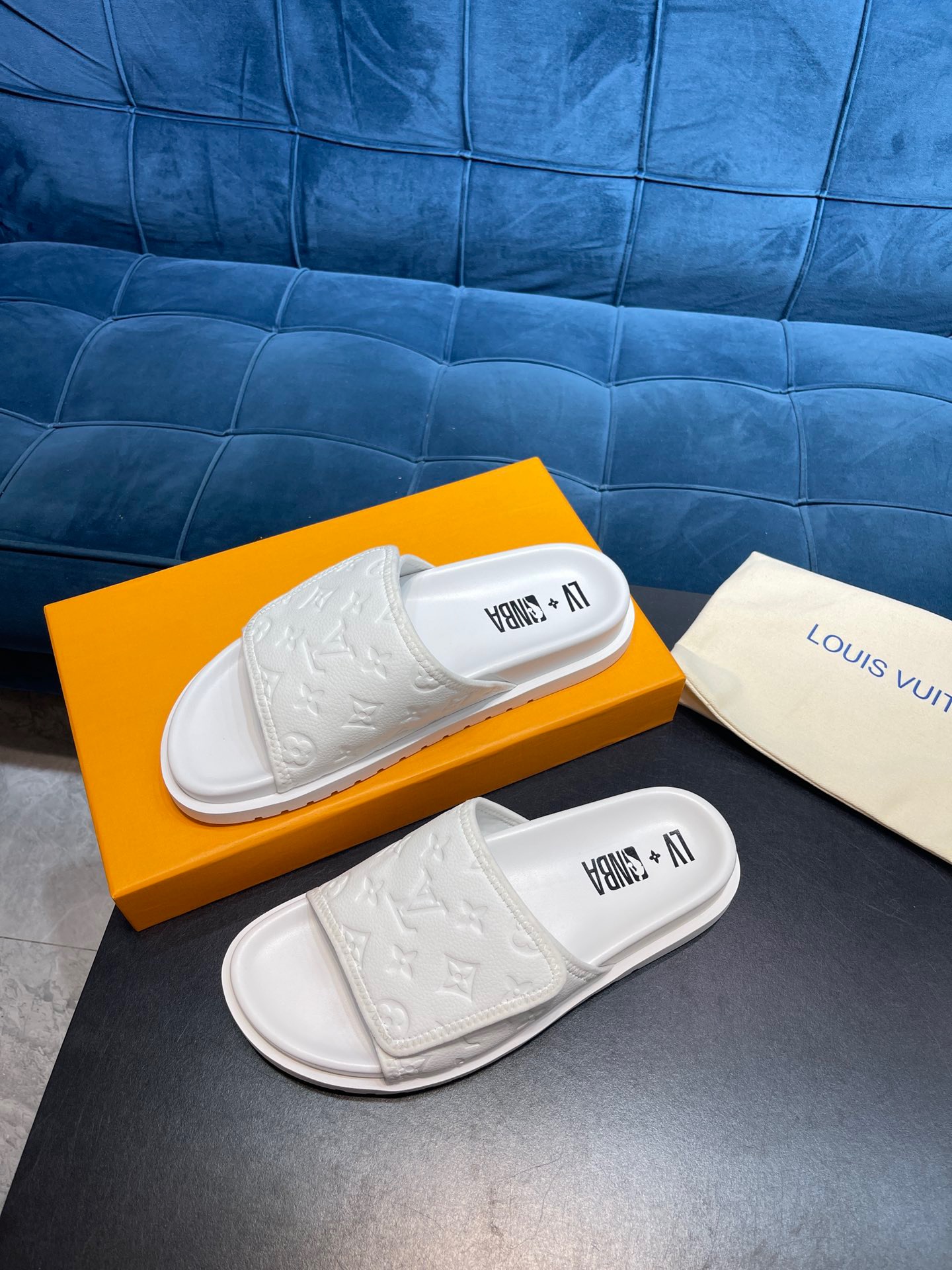Louis Vuitton luxury sandals - Image 10
