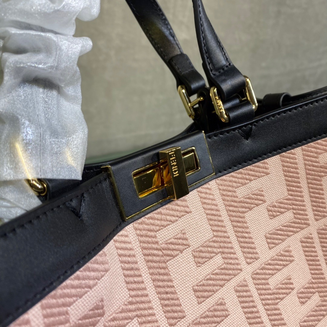 Fendi Peekaboo X-Tote Medium Bag - Image 6