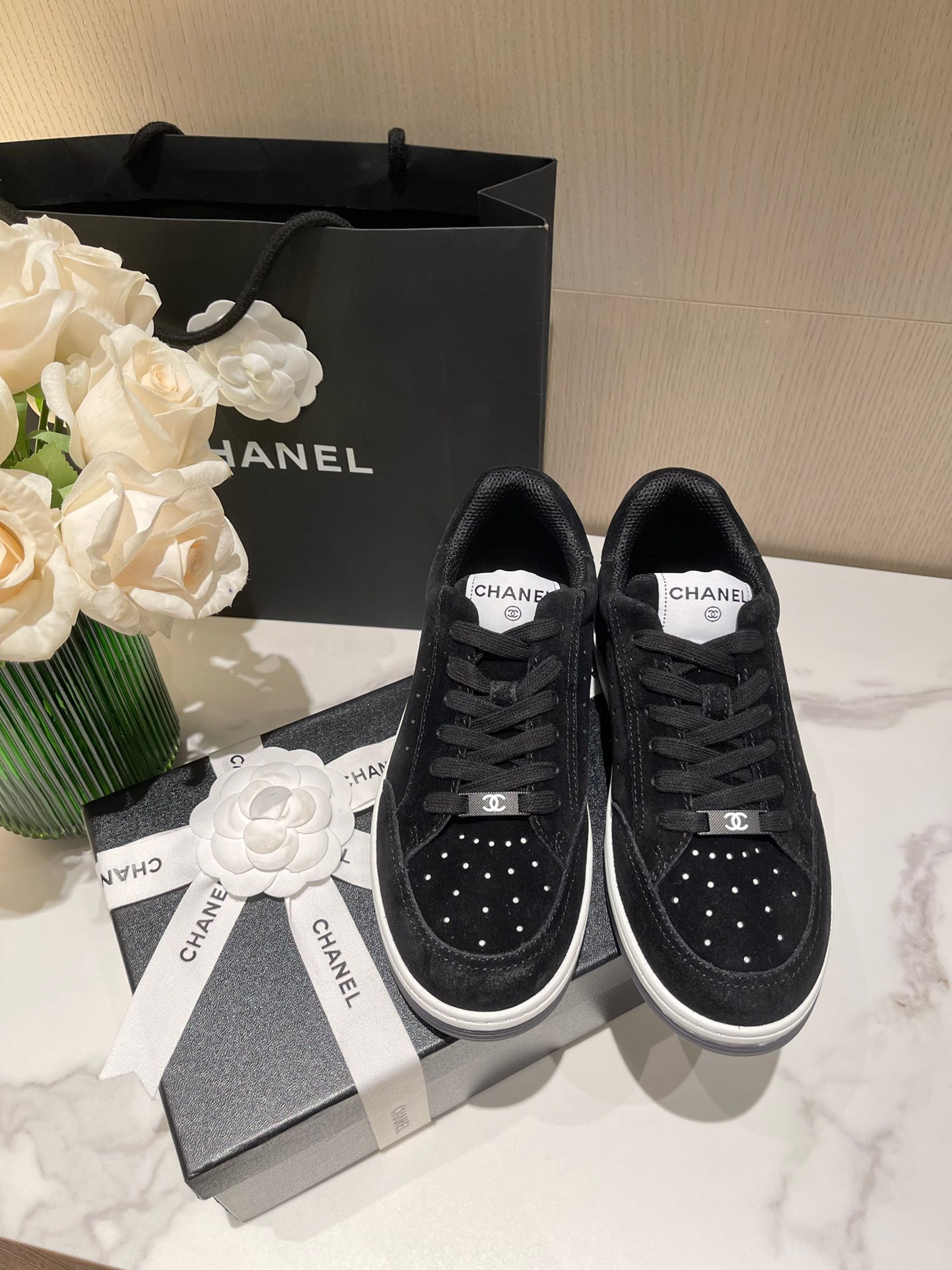 fb638e_ac375c9e79fb4cb5b2a926f2e3149987mv2.jpg Chanel Sneakers - Image 1