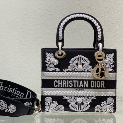 Lady D-Lite Cowhide 24 Black