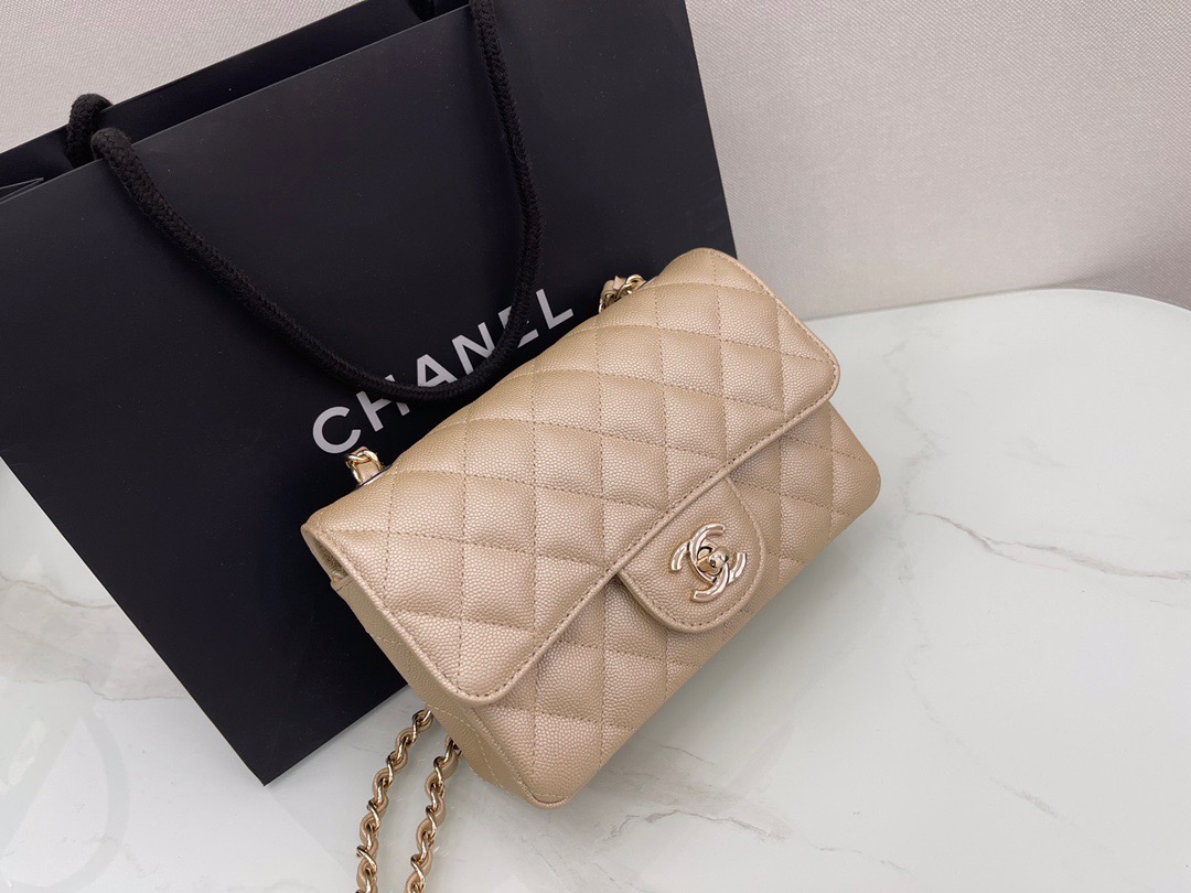 fb638e_b638c87c82044bcbb921ec9c4cbd688bmv2.jpg Chanel Classic Flap 20 Apricot - Image 1