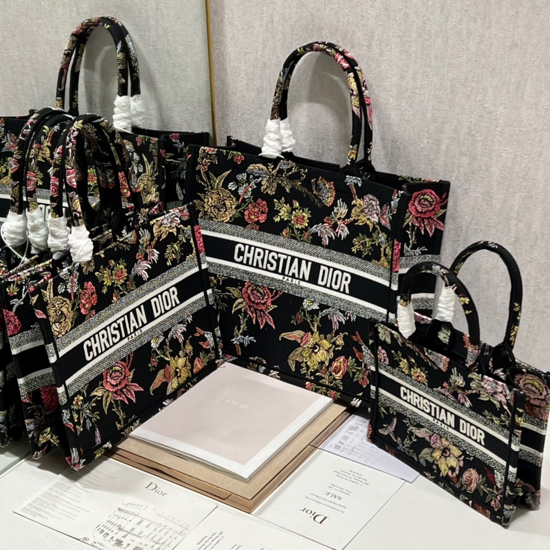 Dior Mini Book Tote Bag in Black - Image 4