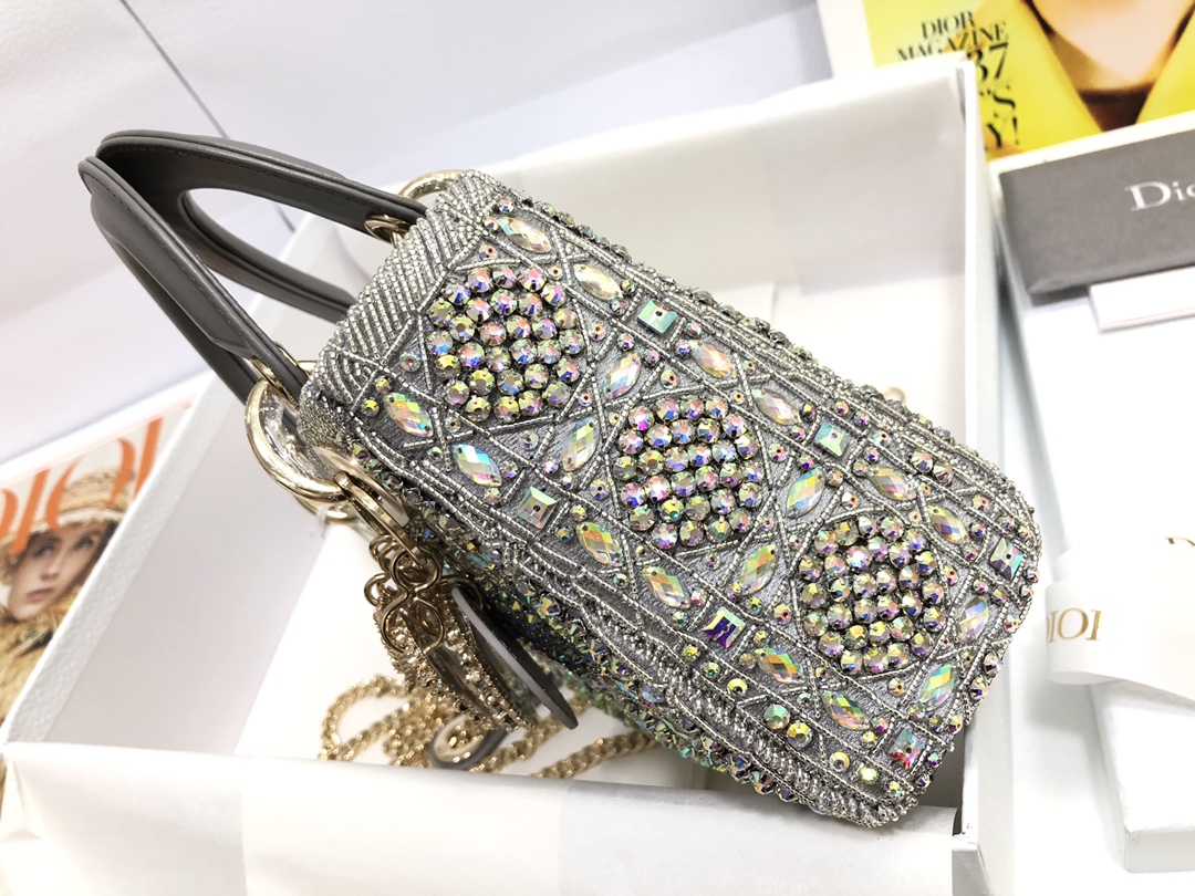 Lady Dior 17 Metallic - Image 3