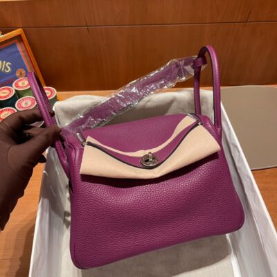 Lindy 26 Clemence Anemone