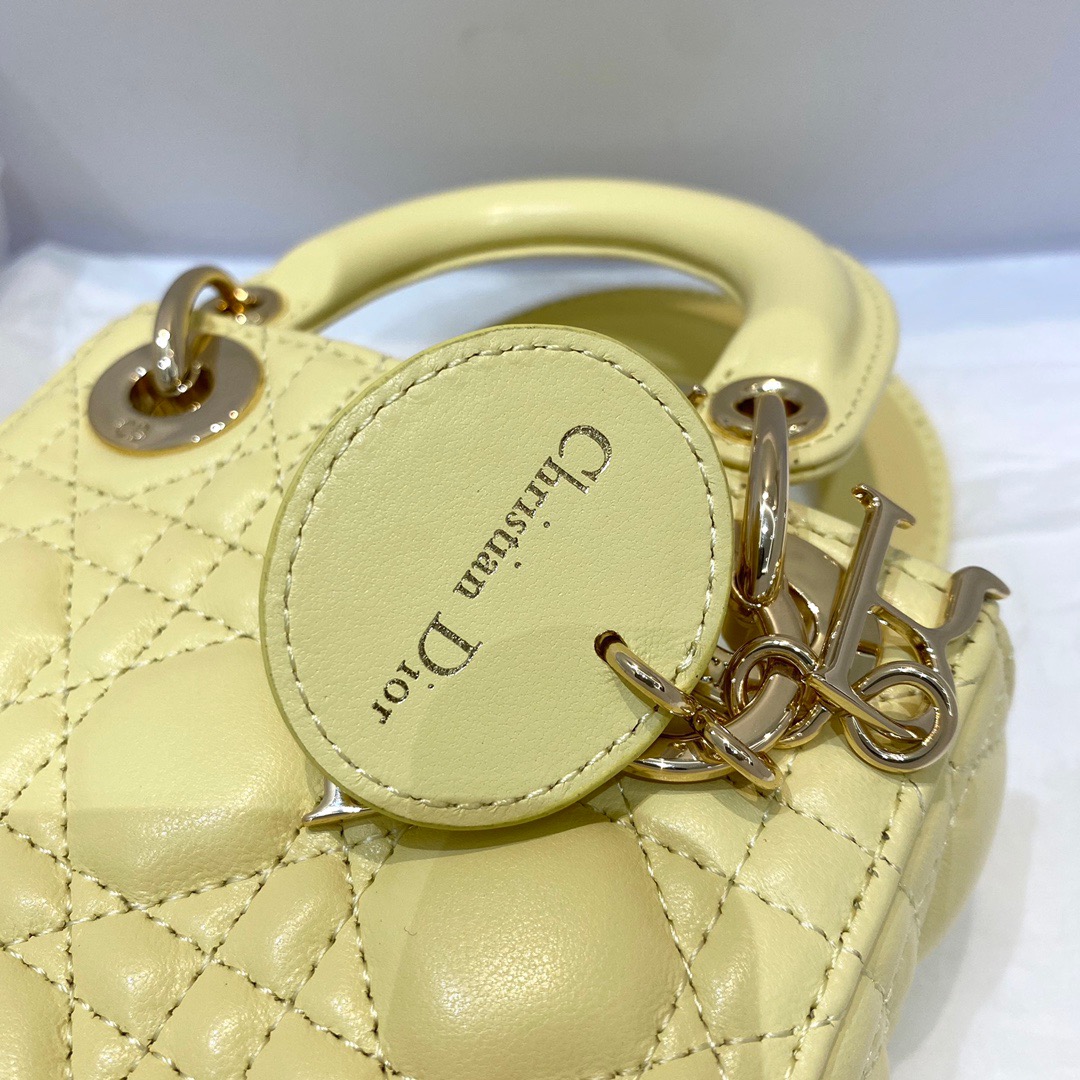 Lady Dior Micro 12 Jaune Poussin - Image 5
